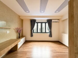 Bán Nhà Hẻm Thông Xe Hơi Quay Đầu, Nhiều Tiện Ích