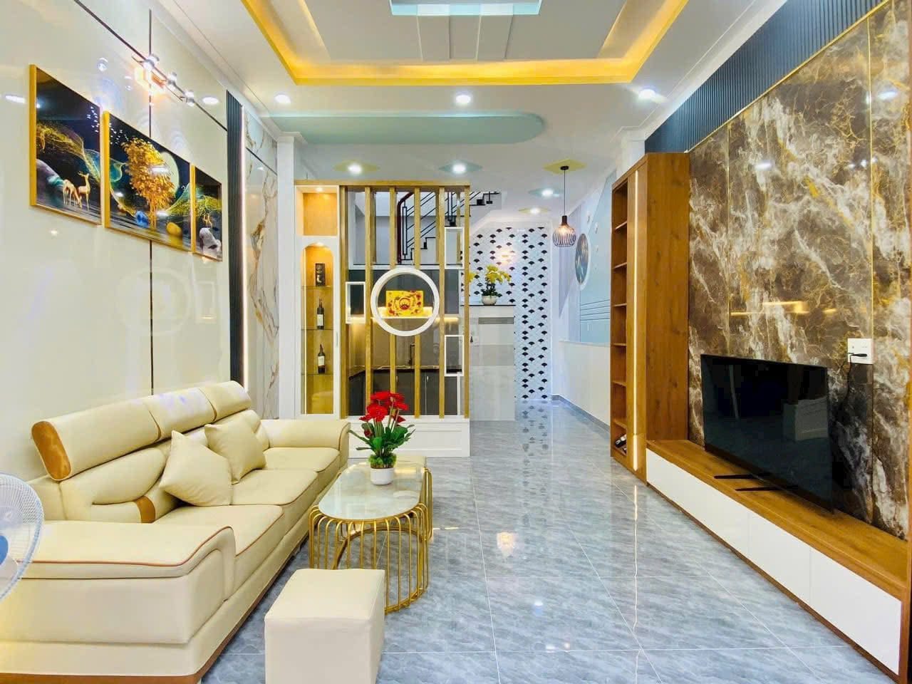 BÁN NHÀ 3 TẦNG KIÊN CỐ, HẺM XE HƠI 40M2, SÁT MẶT TIỀN, 4.7 TỶ CÒN TL 1 BÁN NHÀ 3 TẦNG KIÊN CỐ, HẺM XE HƠI 40M2, SÁT MẶT TIỀN, 4.7 TỶ CÒN TL