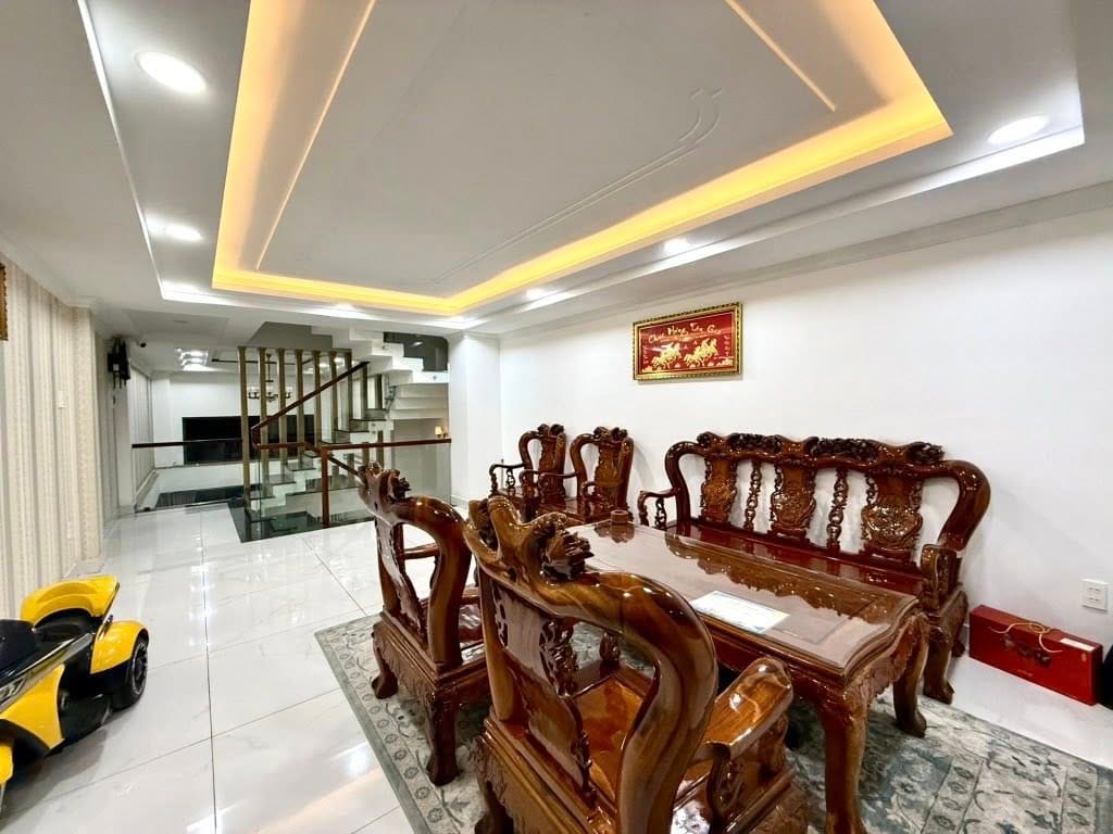 Bán nhà 3 lầu Đường số 4, Phường 11, Quận Gò Vấp - 6.5 tỷ 1 Bán nhà 3 lầu Đường số 4, Phường 11, Quận Gò Vấp - 6.5 tỷ